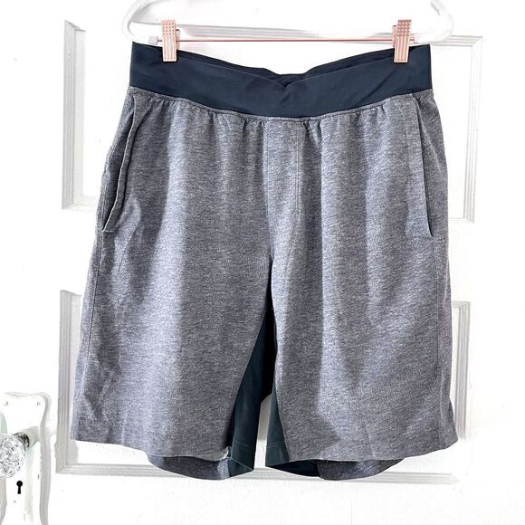 Lululemon Shorts Men Small Grey Pull On Performance Activewear 9" Stretch - Picture 1 of 12